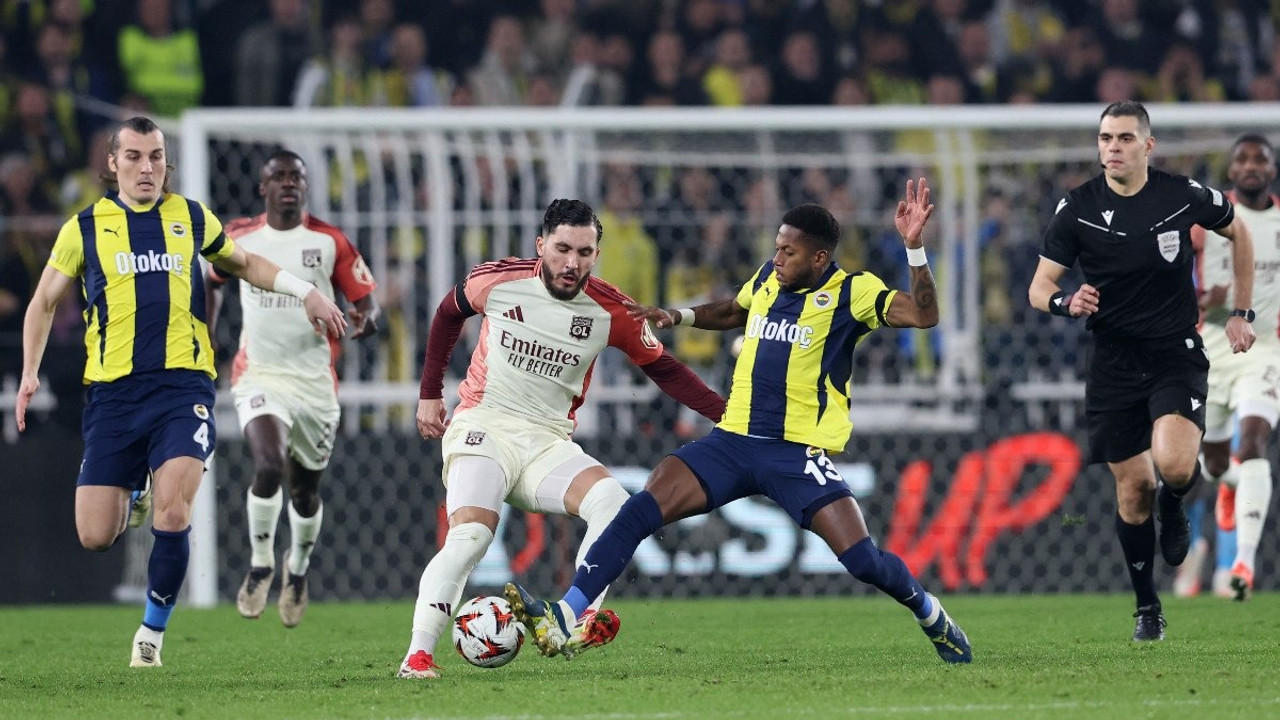 Kadıköy'de tatsız gece: Tur umutları son maça kaldı