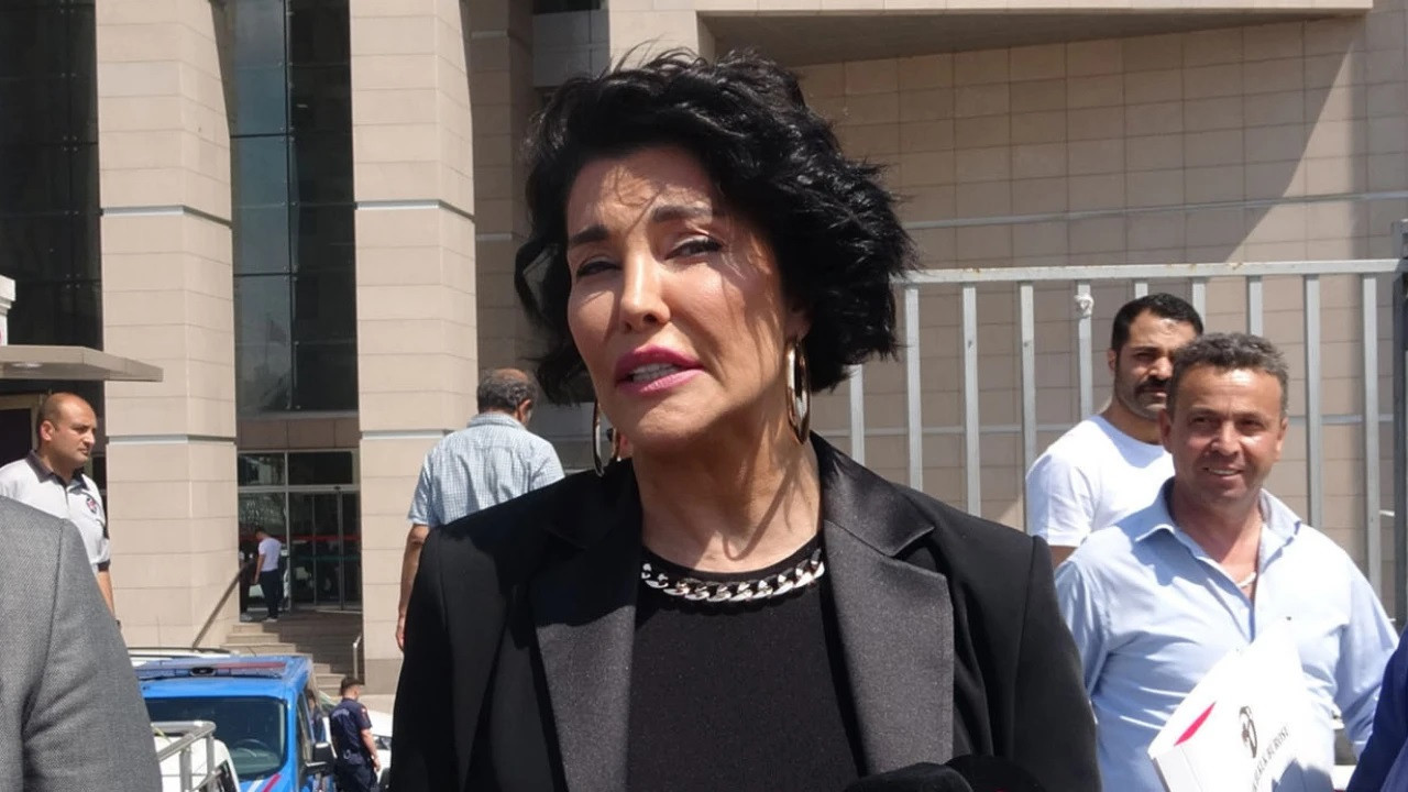 Menajerini darp etmişti! Ünlü manken Deniz Akkaya'ya hapis şoku