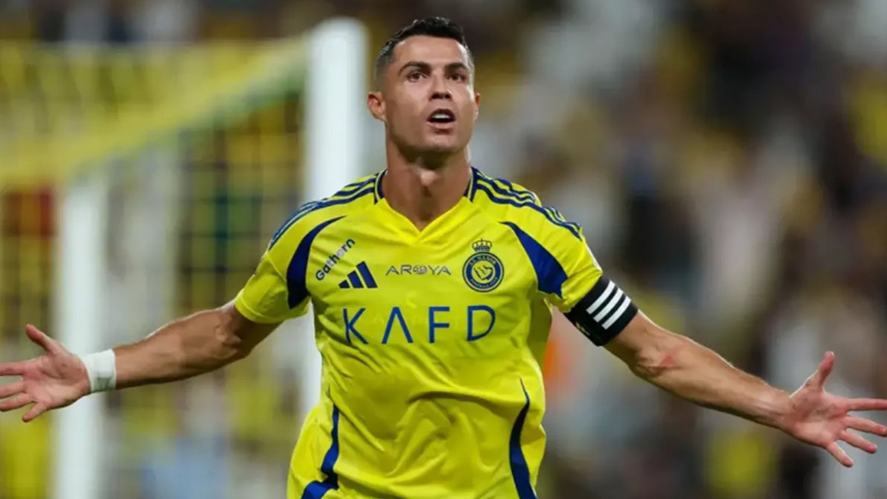 Yıldız futbolcu Ronaldo imzayı atıyor! Yıllık maaşı dudak uçuklattı