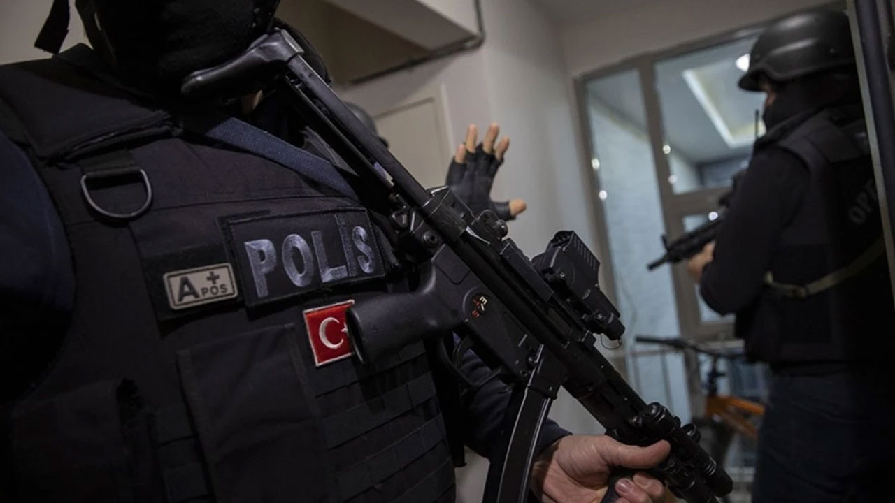 Şanlıurfa'da "sahte MİT mensubu" tutuklandı