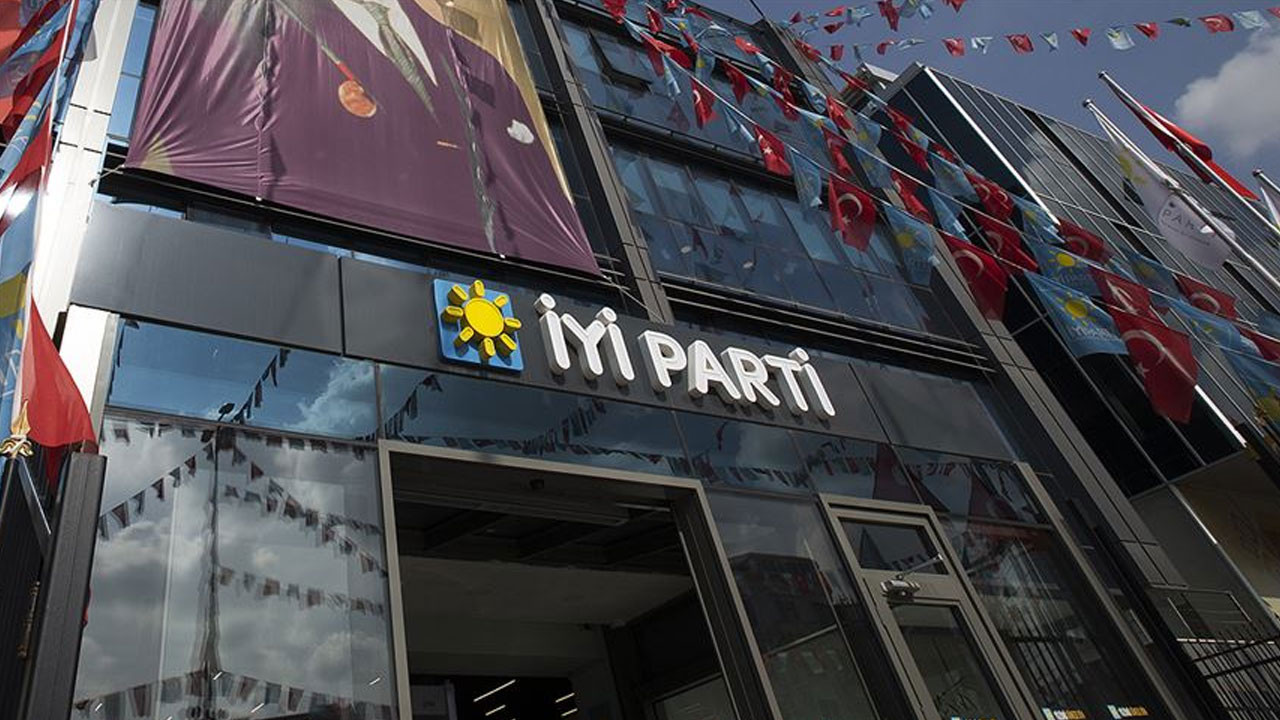 İYİ Parti'de yine istifa depremi! Sandalye sayısı 28'e düştü