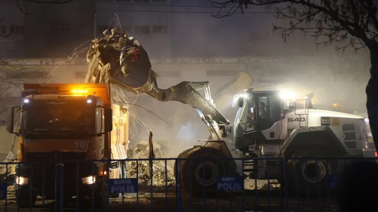 Konya'da çöken binaya ilişkin 6 kişi tutuklandı
