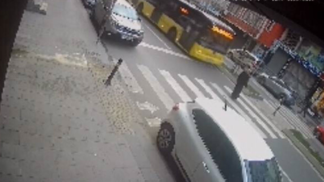 Yaya geçidinden geçiyordu, otobüsün çarptığı kadın hayatını kaybetti!