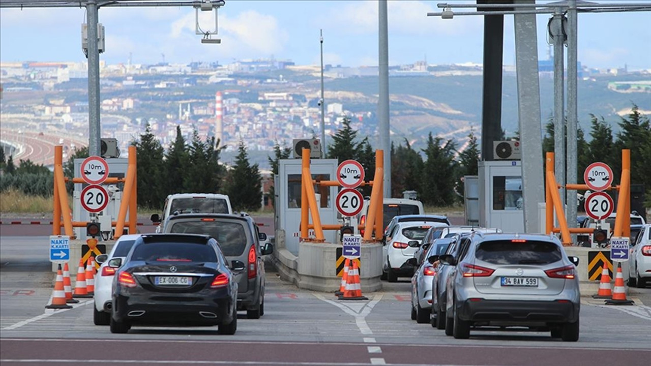 Yeni otoyol ve köprü geçiş ücretleri belli oldu! 2025 Zamlı otoyol ve köprü geçiş ücretleri ne kadar, kaç TL oldu?