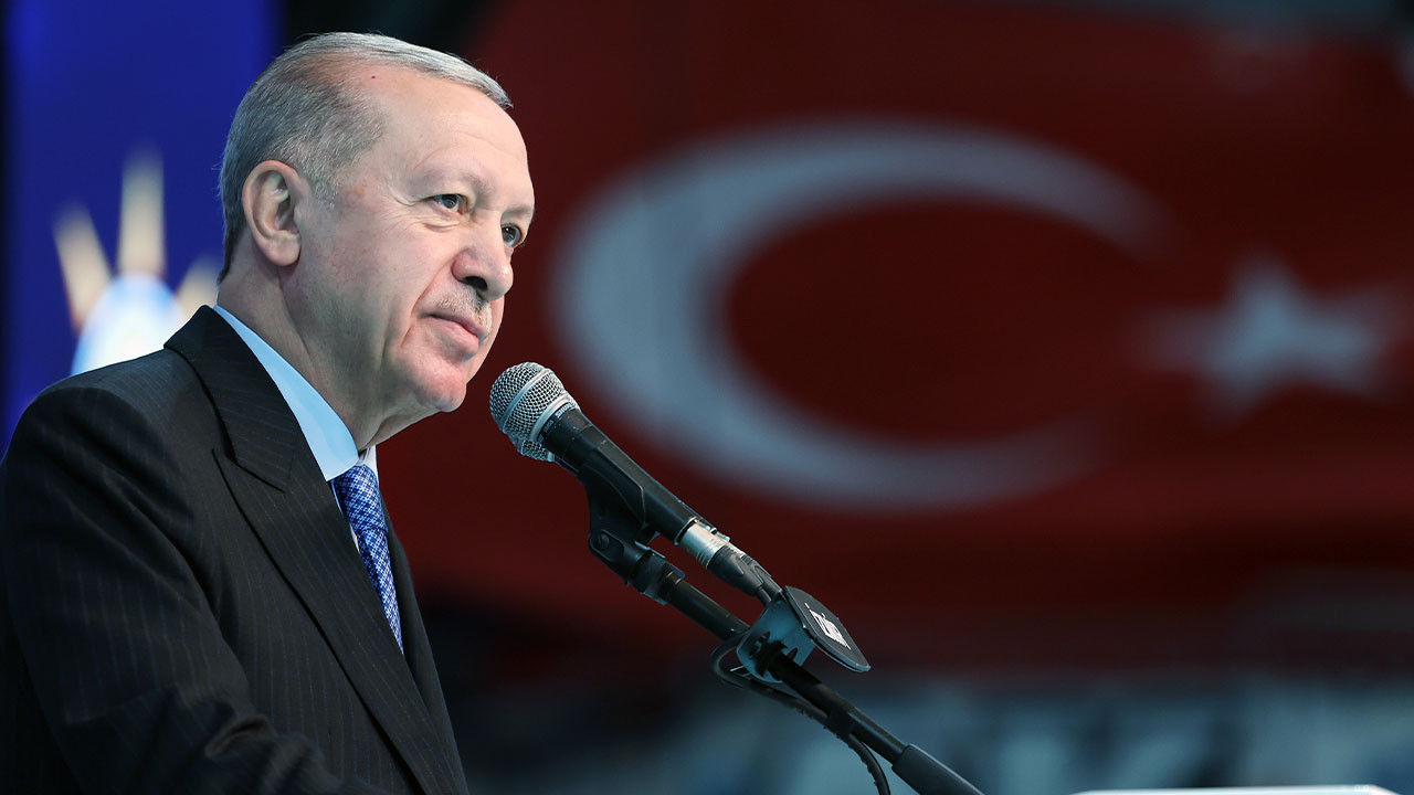 Cumhurbaşkanı Erdoğan: İzmir tarihinin en karanlık dönemini yaşıyor