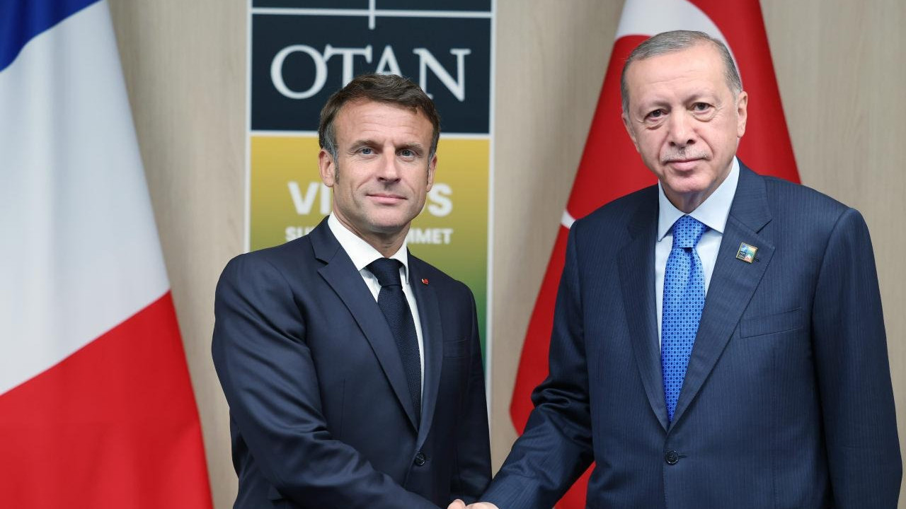 Erdoğan ve Macron arasında kritik görüşme: Suriye vurgusu!
