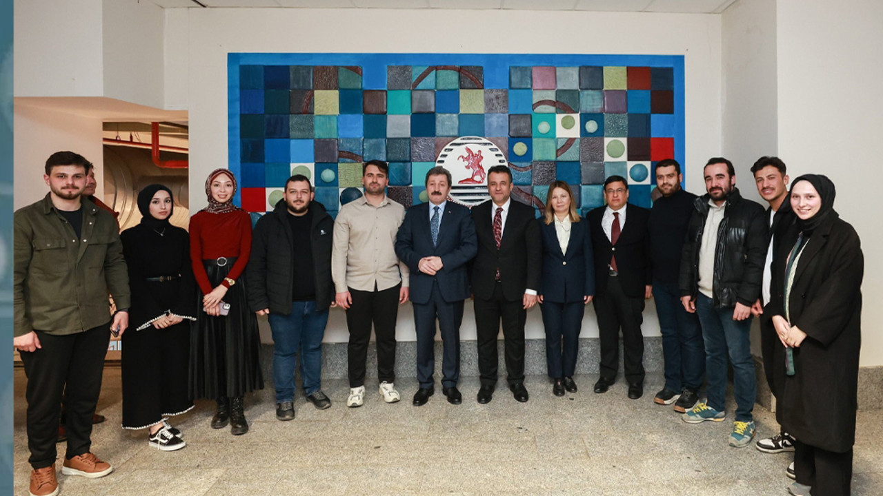 4500 öğrenci katıldı! Vali ve başsavcı iftarda öğrencilerle buluştu