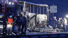 Bulgaristan'da yolcu otobüsü alev aldı! Çok sayıda ölü var!