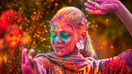 Renklerin cümbüşü! Holi Festivali, Sri Lanka ve Tayland'da Kutlandı