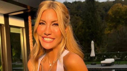 Çağla Şıkel kimdir?