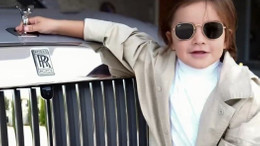 Kenan Sofuoğlu'nun Oğlu Zayn'den Rolls-Royse Şov! 4 Yaşında 26 Milyon Liralık Araç Kullandı..