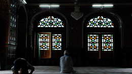 26 Nisan Cuma Namazı Saat Kaçta Kılınacak? İstanbul, Ankara, İzmir 26 Nisan İl İl Cuma Namazı Saatleri Diyanet 2024