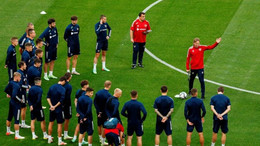 Rusya - Paraguay maçı terör saldırısı nedeniyle iptal edildi