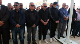 Zafer Algöz'ün acı günü! Babasını gözyaşları içinde uğurladı