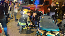 Kocaeli'de iki motosiklet kamyonetle çarpıştı: 4 yaralı