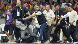 İzmir'de Ali Koç'a saldırı! Saldıran kişinin kimliği ortaya çıktı