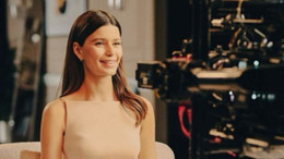 Beren Saat 'Gizli Dolap' filmiyle dönüyor