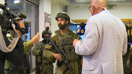 El Cezire'nin Batı Şeria'daki ofisi kapatıldı: İsrail askerleri canlı yayında baskın düzenledi