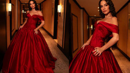 Demet Özdemir kırmızı elbisesiyle büyüledi
