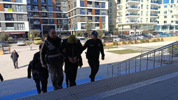 Onlarca sahte altına ve paraya el konuldu!