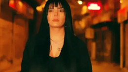 Genç şarkıcı canlı yayında intihara kalkıştı: Takipçileri ihbar etti