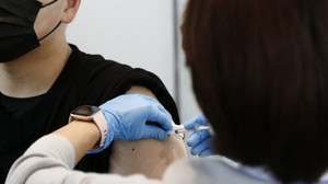 Japonya korona virüs aşılamasında liderliğe yükseldi!