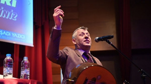 Metin Şentürk özel çocuklar için Tuzla’da sahne aldı