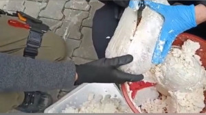 Peynir bidonunda esrar sevkiyatına darbe!