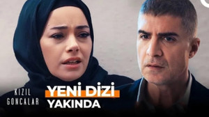 Özgü Namal, Kızıl Goncalar dizisindeki rolü ile dikkat çekti