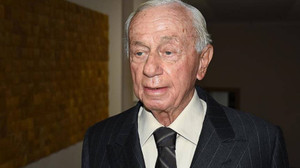 Devlet sanatçısı Prof. Dr. Nevzat Atlığ vefat etti