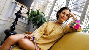 Pelin Batu kimdir? Kaç yaşında ve nereli? Yazdığı kitaplar, sunduğu programlar ve oynadığı dizi/filmler…