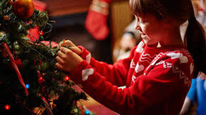 Yılbaşı ağacı süslemek günah mı? (Diyanet)