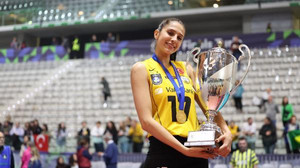 Derya Cebecioğlu yeniden VakıfBank'ta