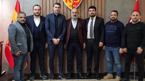 Kayserispor, teknik direktör Burak Yılmaz ile 2.5 yıllık sözleşme imzaladı