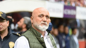 Hikmet Karaman'a ‘kel’ diyerek hakaret eden sanığa 2 yıl hapis istemi