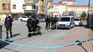 Kayseri'de silahlı alacak kavgası; 1 yaralı