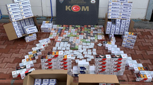 Emniyetten kaçakçılık operasyonu: Binlerce adet makaron ele geçirildi