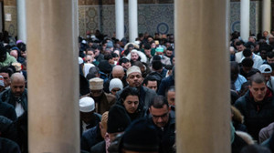 Fransa hükümetinden ramazanda camilerin güvenliğini sağlama talimatı