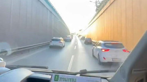 Bursa’da ambulansa fermuar sistemi ile yol verdiler