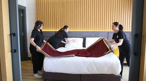 Elegant Hotel nerede? Elegant Hotel'de ne oldu?