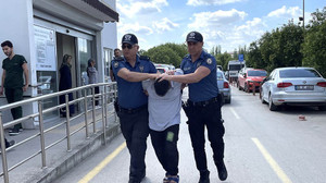 Kadın sürücüye dehşet yaşatan uyuşturucu bağımlısı tutuklandı