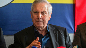 Acun Ilıcalı, Aziz Yıldırım'a cevap verdi: "Senin karalamanla bir şey olmaz bana"