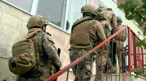 Gizli tanık “Garson” operasyonu: 6 polis, 3 ihraç gözaltında!