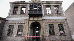İzmir'de Atatürk ile Latife Hanım'ın nikahını kıyan müftünün tarihi binasında yangın