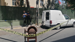 10 yıldır aracın içinde yaşıyordu!