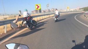 Feci kaza! Ölüm bariyerleri ikisini de öldürüyordu