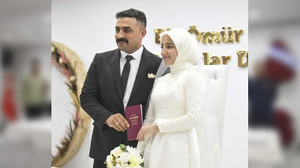 Deprem enkazından 'aşk' çıktı!