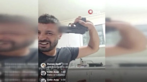 Canlı yayında korkunç anlar! Kendisini yanlışlıkla başından vurdu