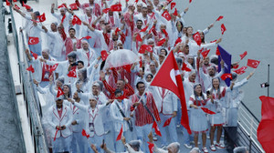 Paris 2024 Olimpiyatları'na bir bakış! Türkiye'nin başarı karnesi, skandallar, dikkat çeken isimler ve daha fazlası...