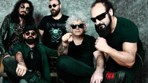 Kadıköy Belediyesi'nde rock grubuna saygısızlık!